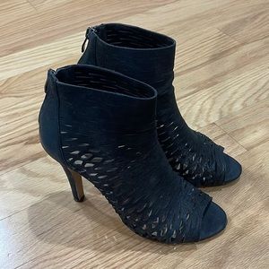 Vince Camuto VV-Krandi Stiletto Bootie Size 8.5